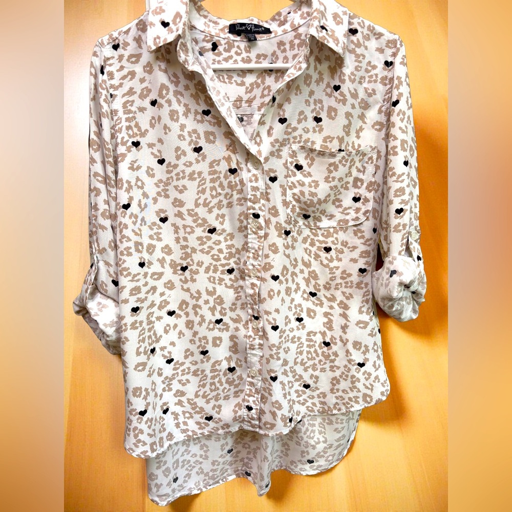 Velvet Heart Leopard Blouse Button Up Rayon Medium (3 for $12 item) - Picture 3 of 6